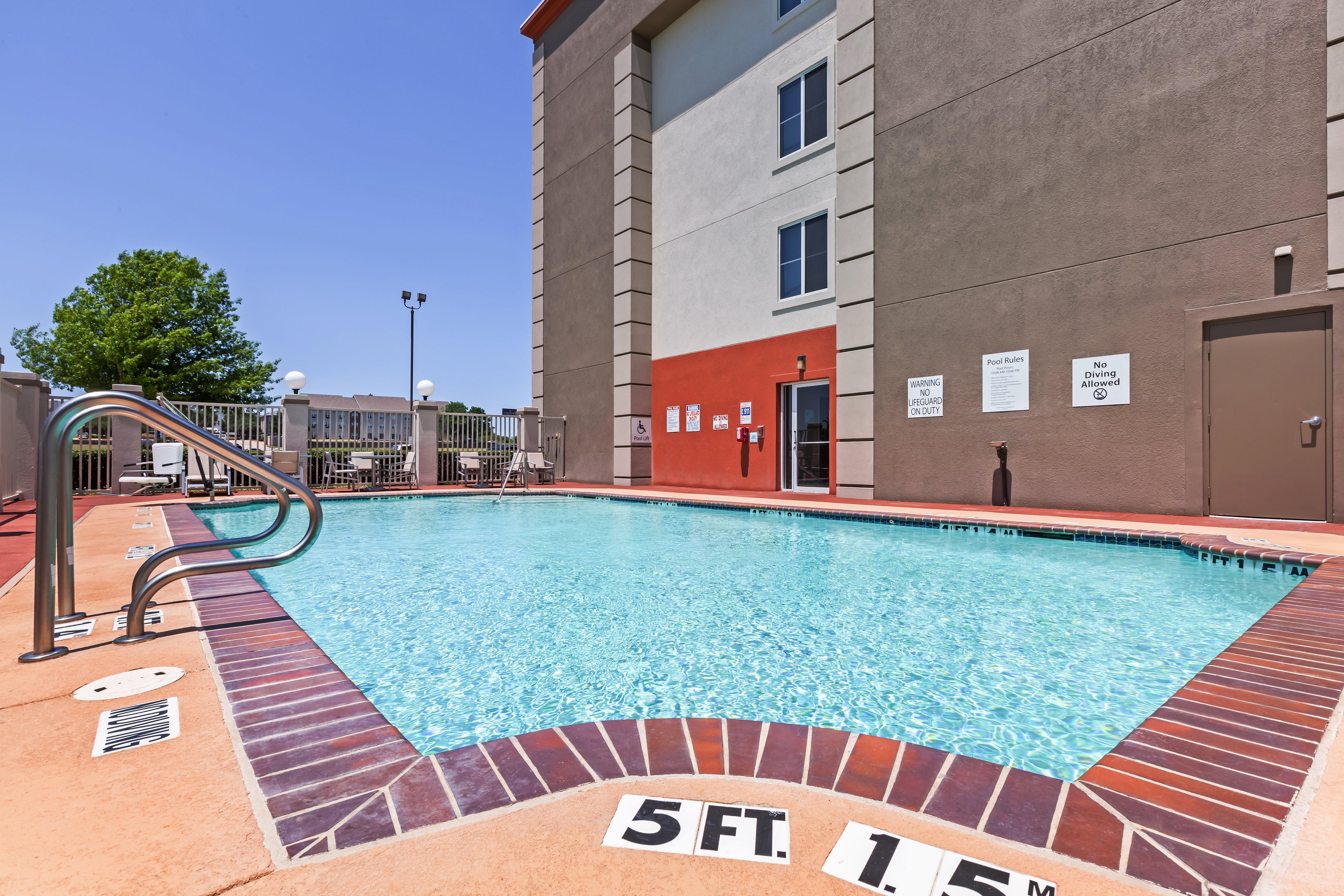 Holiday Inn Express Hotel & Suites Dallas Lewisville By Ihg מראה חיצוני תמונה