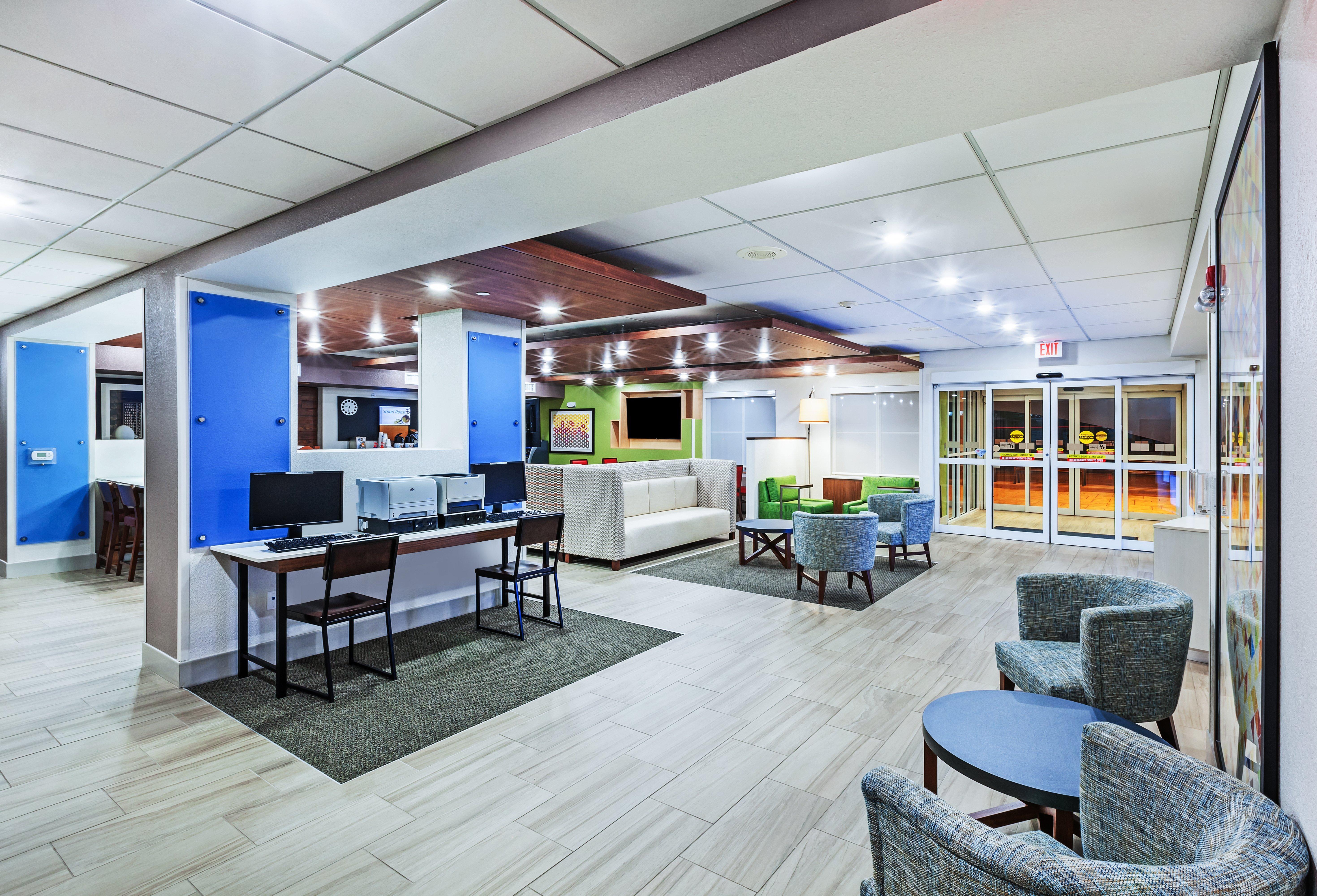 Holiday Inn Express Hotel & Suites Dallas Lewisville By Ihg מראה חיצוני תמונה