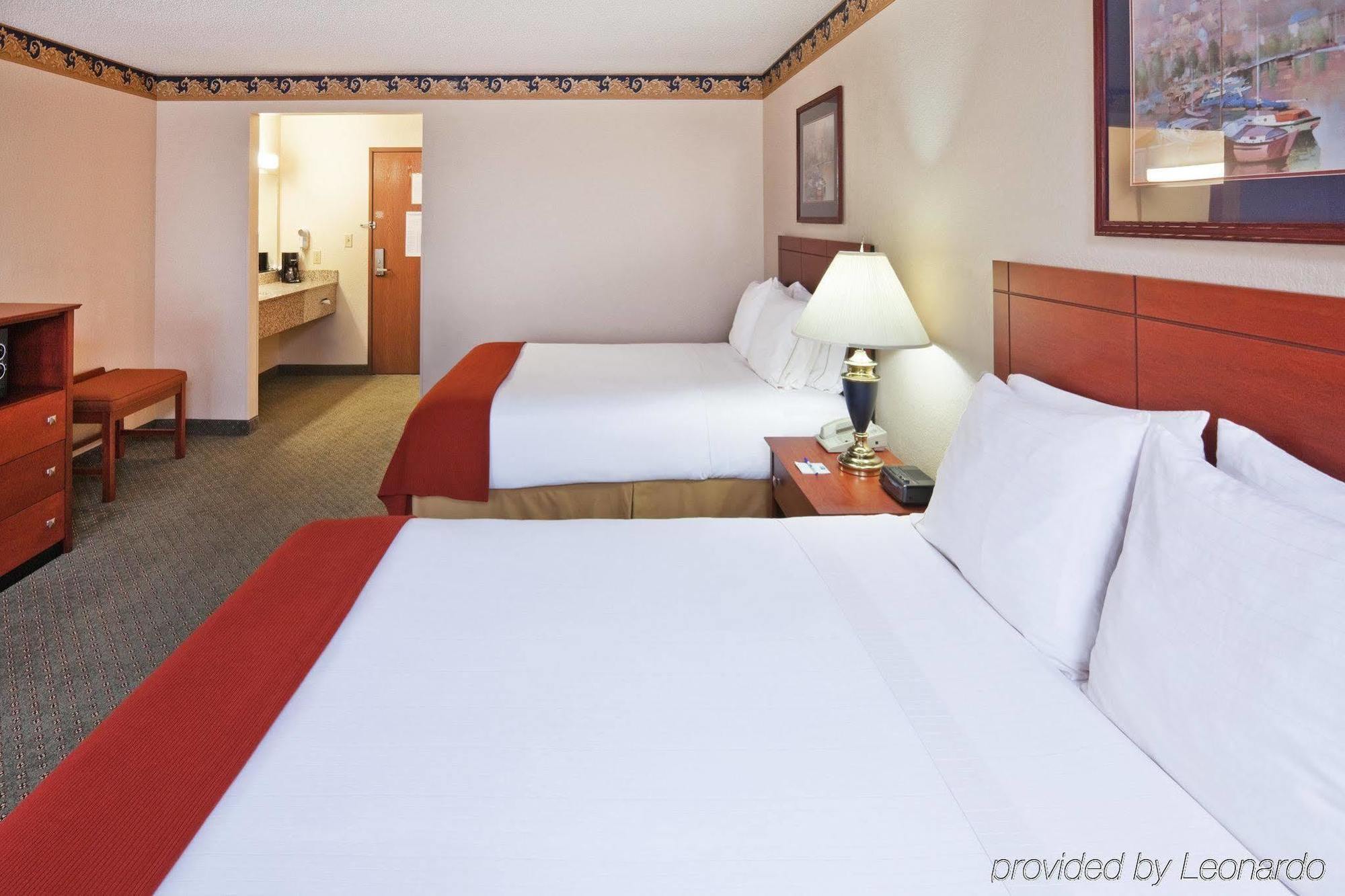 Holiday Inn Express Hotel & Suites Dallas Lewisville By Ihg מראה חיצוני תמונה